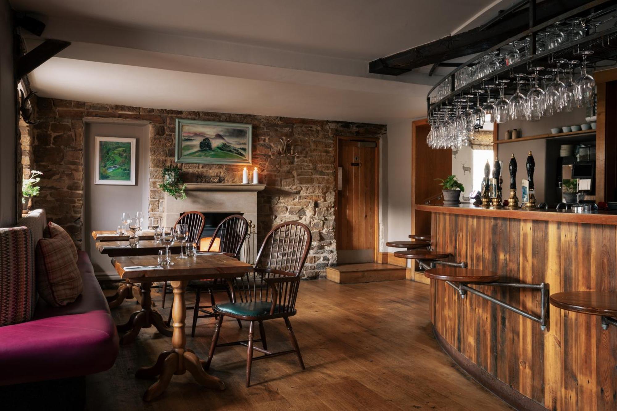The Pilsley Inn - Chatsworth Baslow Exteriör bild
