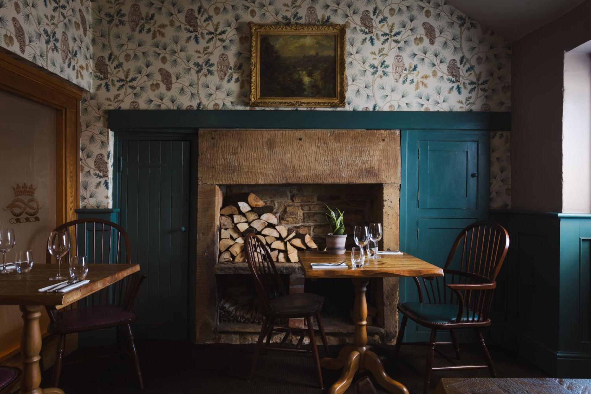 The Pilsley Inn - Chatsworth Baslow Exteriör bild