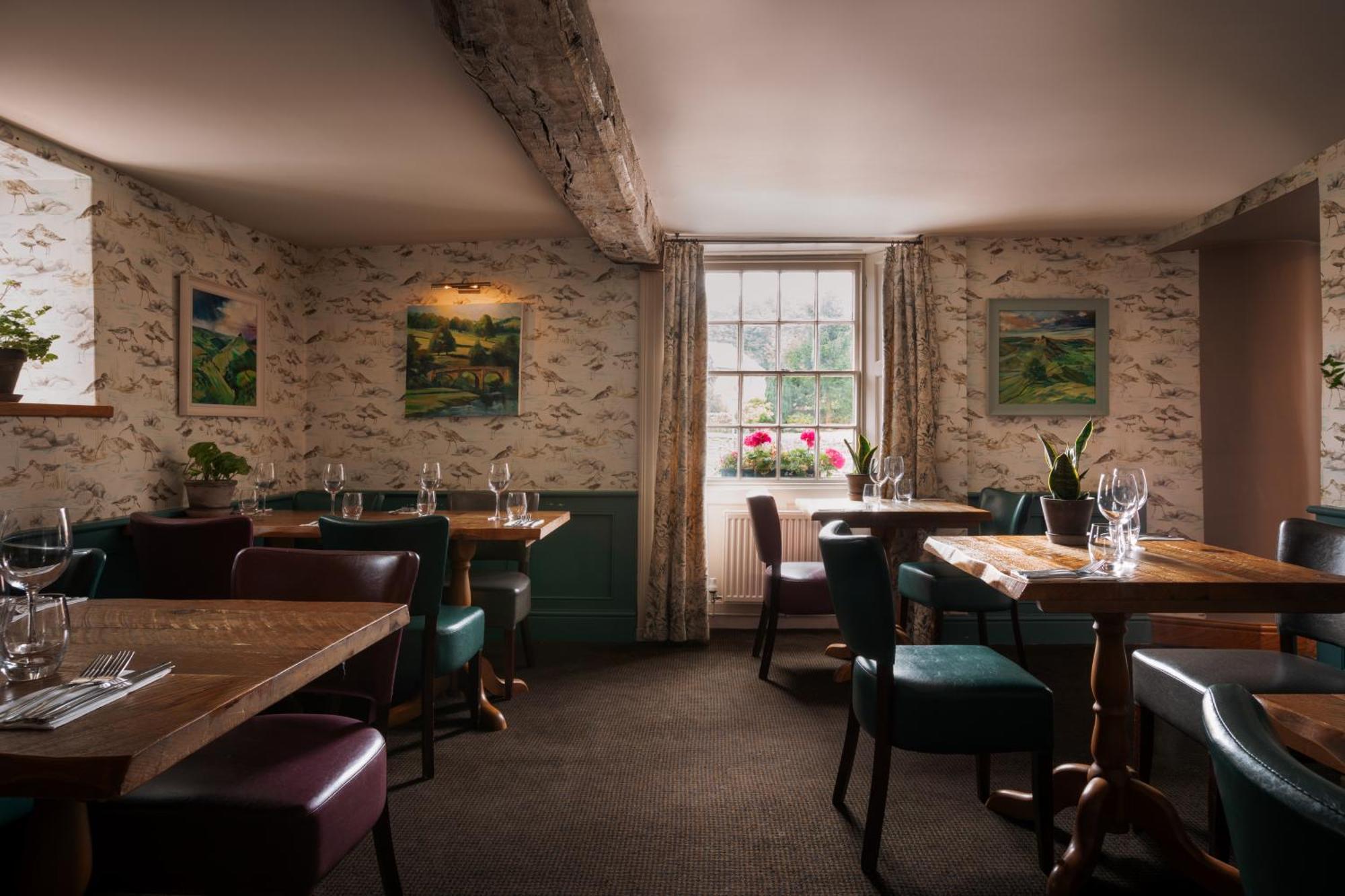 The Pilsley Inn - Chatsworth Baslow Exteriör bild