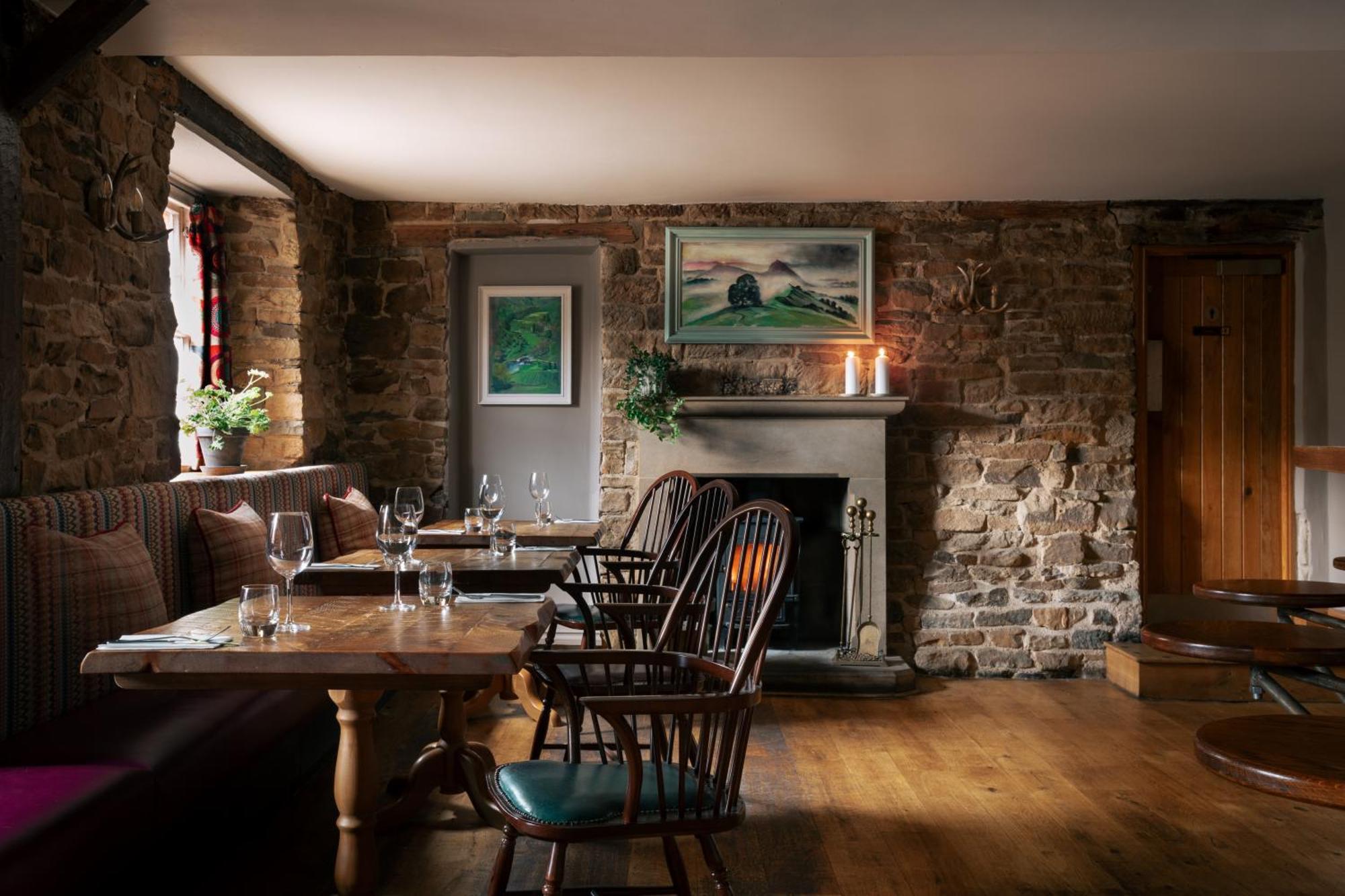 The Pilsley Inn - Chatsworth Baslow Exteriör bild
