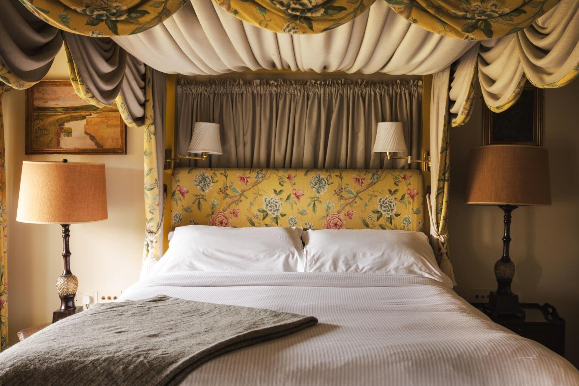 The Pilsley Inn - Chatsworth Baslow Exteriör bild