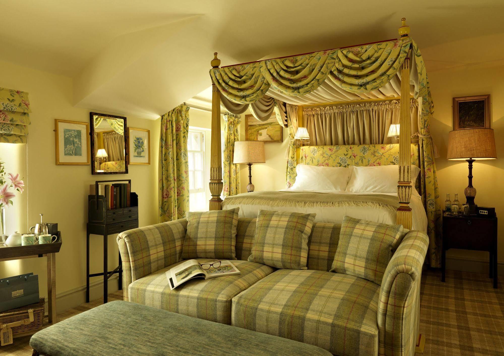 The Pilsley Inn - Chatsworth Baslow Exteriör bild